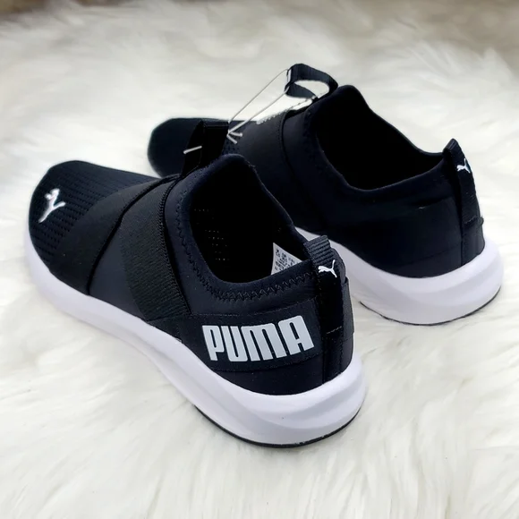 PUMA PROWL SLIP ON SNEAKERS BLACK AND WHITE - Picture 13 of 16